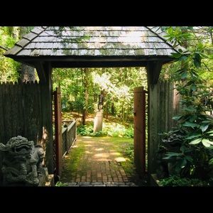 Meet your Posher, Cary